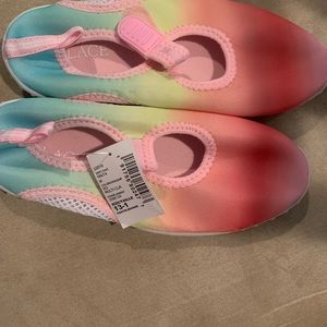 Childrens Place Girls water shoes brand new